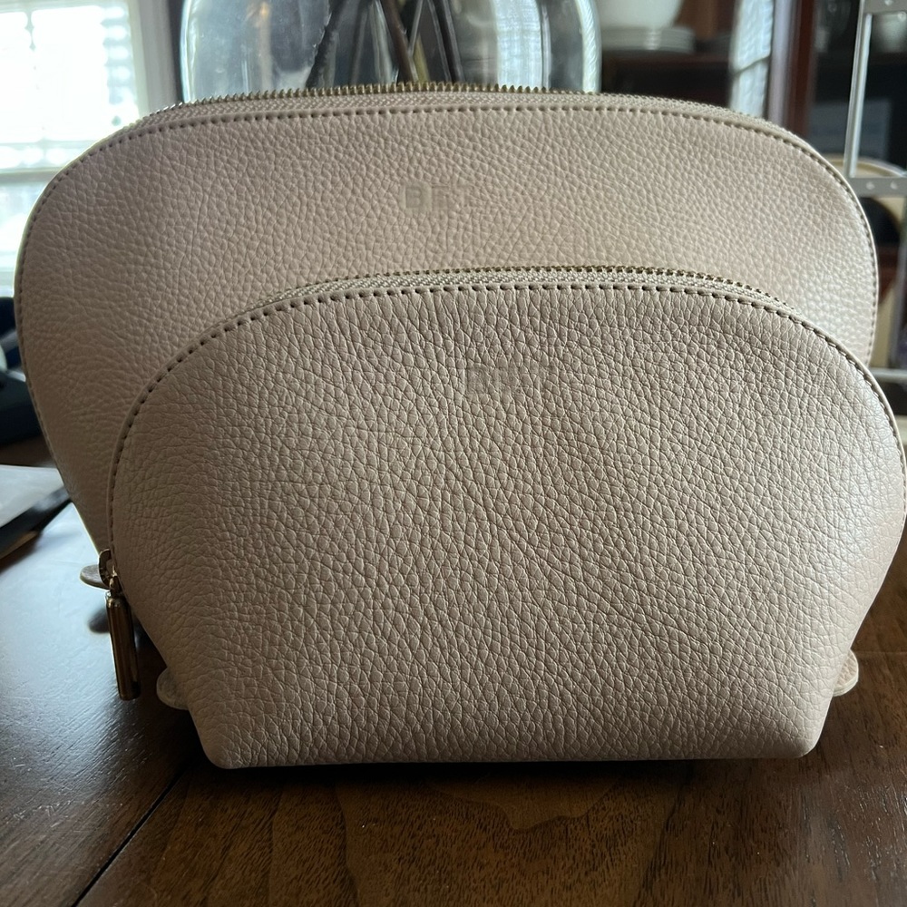 Cuyana Leather Travel Case Set
